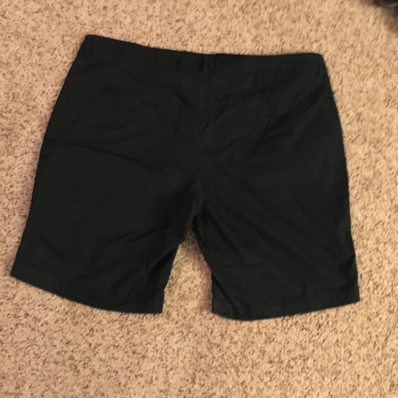 Old Navy black twill shorts - Picture 3 of 7